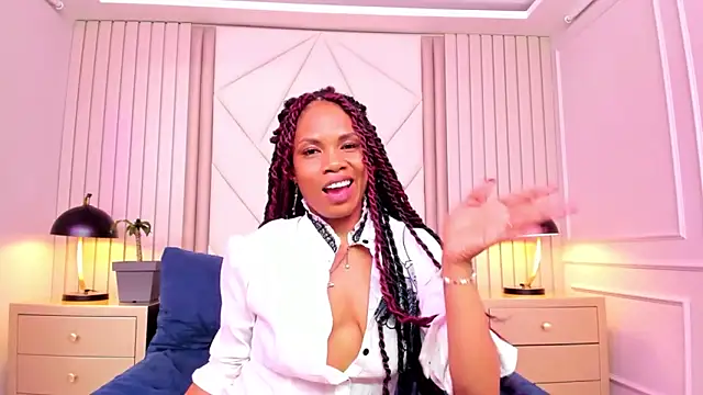 LailaDavidson webcam