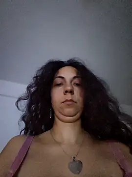 naughty69curls webcam