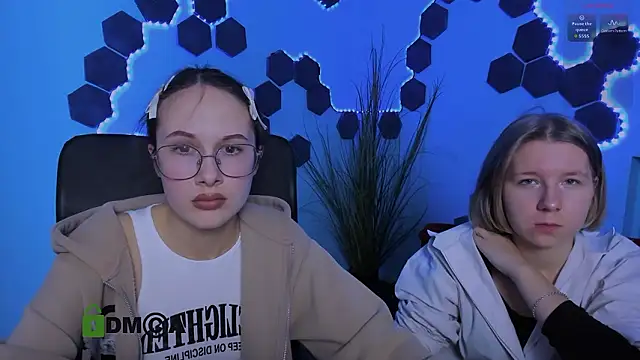 gloria_bubble webcam