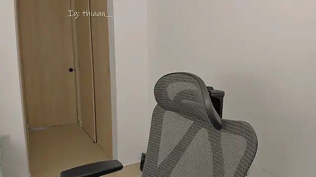 thiaann webcam