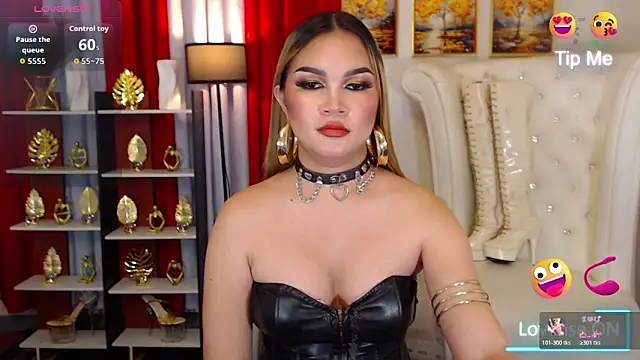 MistressATHENNA webcam