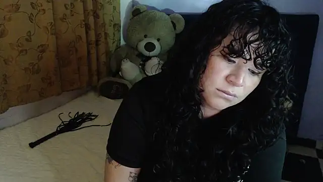 ANGELIQUE_KLANE webcam