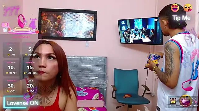 sexycouplehot99 webcam