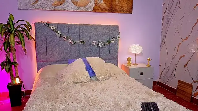 antonellastar24_ webcam