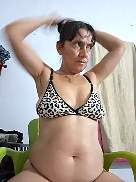 Webcam Model (Dirty-Mature-XXX)  is live.Free join now!