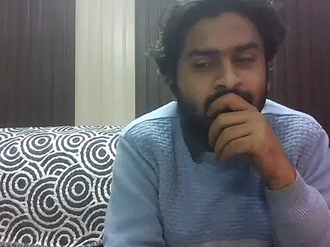 indihotguy (M young) - Shirtless in public