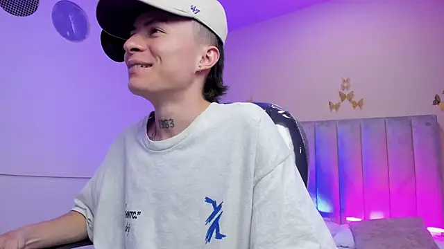 nascary_fox (M twink) - show cum