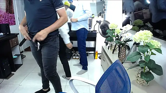 connor_lenoxx webcam