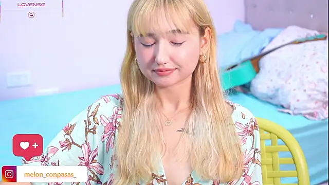 Pinkie_Princes Live Webcam on Stripchat