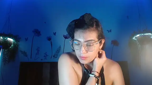 DaMikaela_ webcam