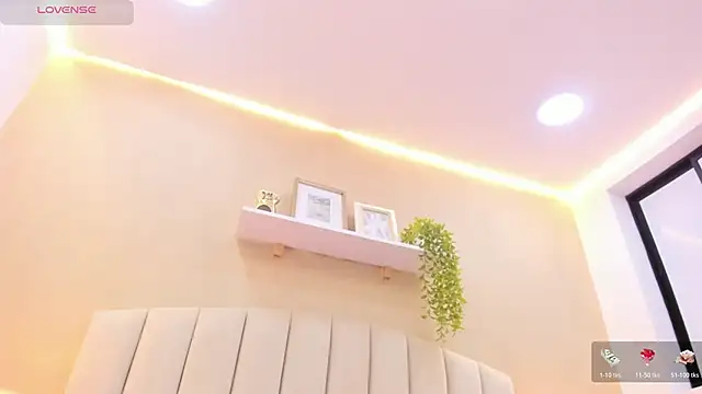 Mia_thompson_19 webcam