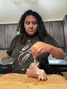 Webcam Model (Angeliccreamyrican)  is live.Free join now!