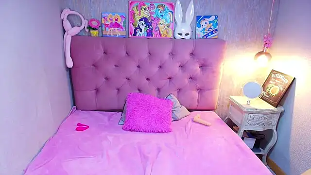 charlottemoonxz webcam