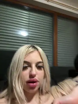 Steffi_Snowbunny webcam