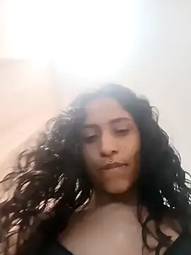 Webcam Model (MarillynMorgan)  is live.Free join now!