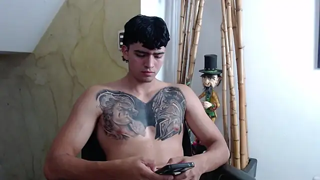 elliot_colton webcam