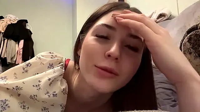 Adel_strongwoman webcam