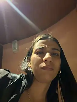 carolina_1111 (F young) - Tits show with stranger