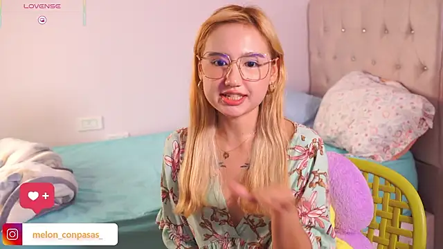 Pinkie_Princes Live Webcam on Stripchat