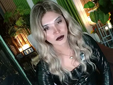 Queen_kendalx19 webcam