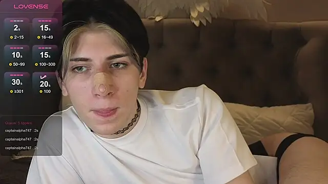 oliver_star_boy_ - Oliver_star_boy_'s free webcam - UK Sex Cams