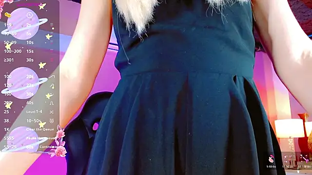 AnnaRouseQueen webcam