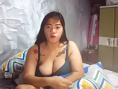 PreggyHotBigBoobs webcam