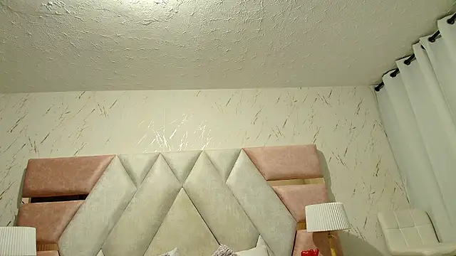 NatashaRoss_t webcam