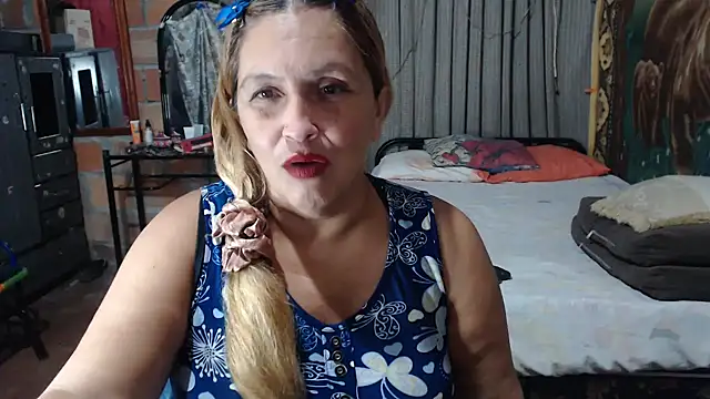 mom_son_dirty webcam