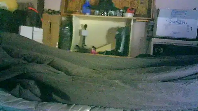 ON3YOULLN3VER_FIR3 webcam