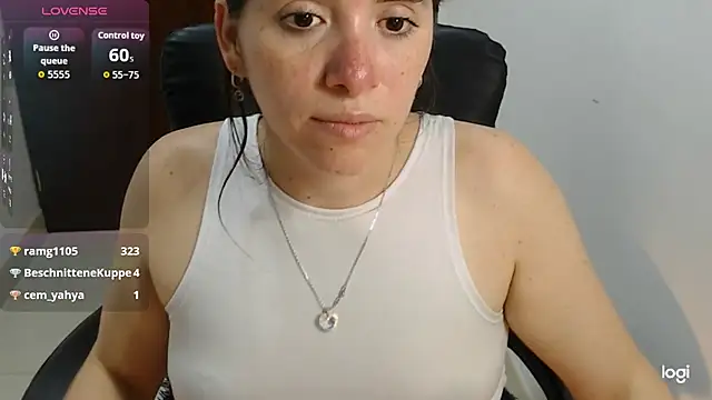 spicey_latina webcam