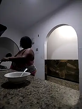 Exoticbigmandy webcam