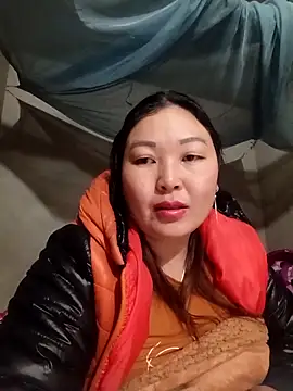 Webcam Model (phunphun)  is live.Free join now!