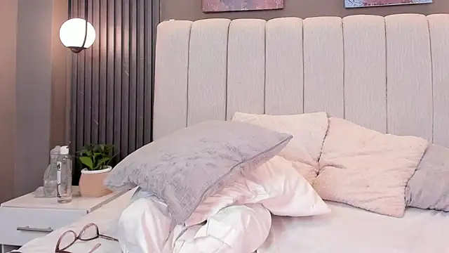 GiannaColling1 webcam