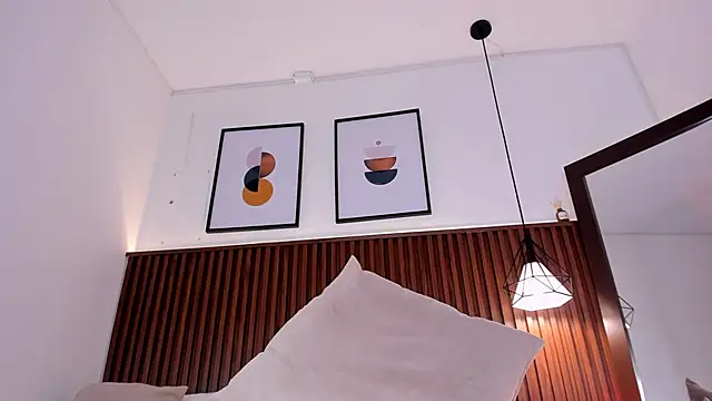 emma_white_01 webcam