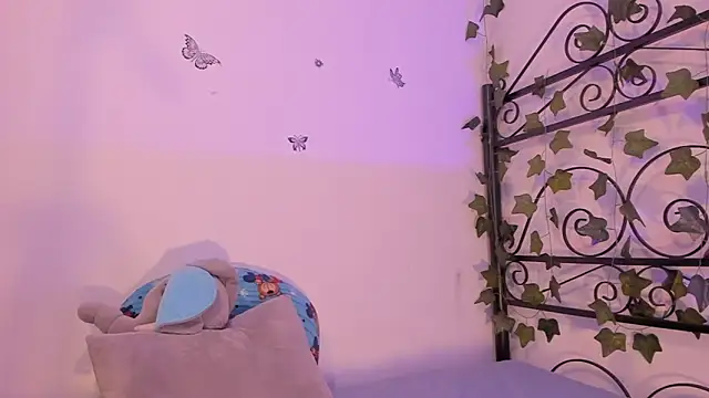 CarolinneMiller webcam