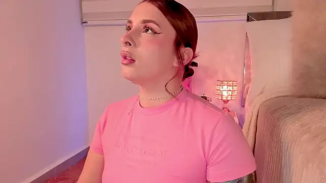 alissonroses (F young) - Squat dildo