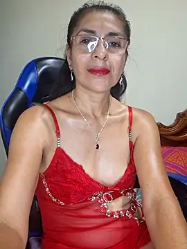 Webcam Model (Natasha_50)  is live.Free join now!