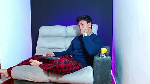 JUSTIN_FULLER1 webcam