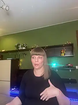 veronikawgold - VeronikawGold's free webcam