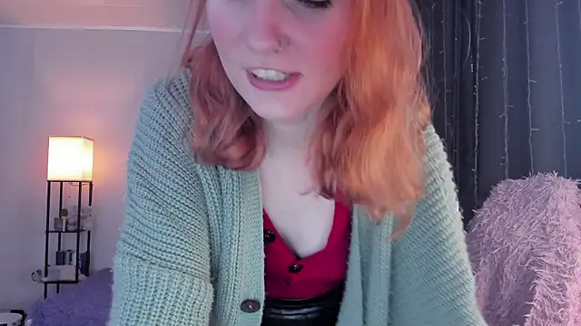 ReddHotPipper webcam