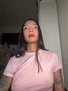 Valery_rhoades webcam