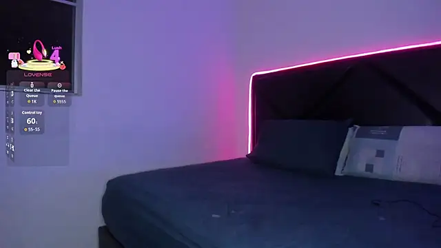 ScarlettAndClark webcam