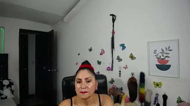 mature_bigboobs10 webcam