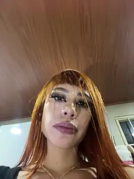 Webcam Model (ScarlettRusso1)  is live.Free join now!