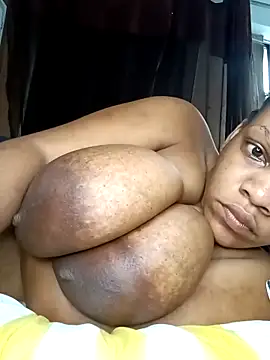 HappygalTheQueen webcam