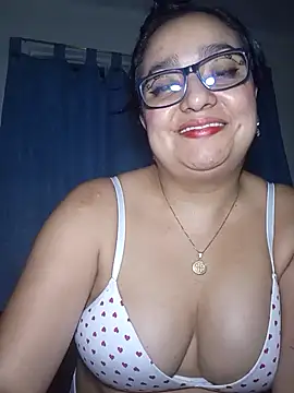 Alejita_17 webcam