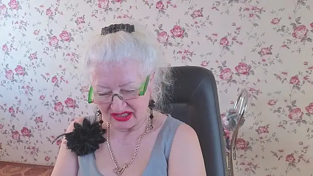 Maya_Mayflower webcam