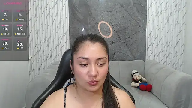 ivony18_b - Ivony18_b's free webcam - UK Sex Cams