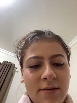 GabriellaManhaes webcam